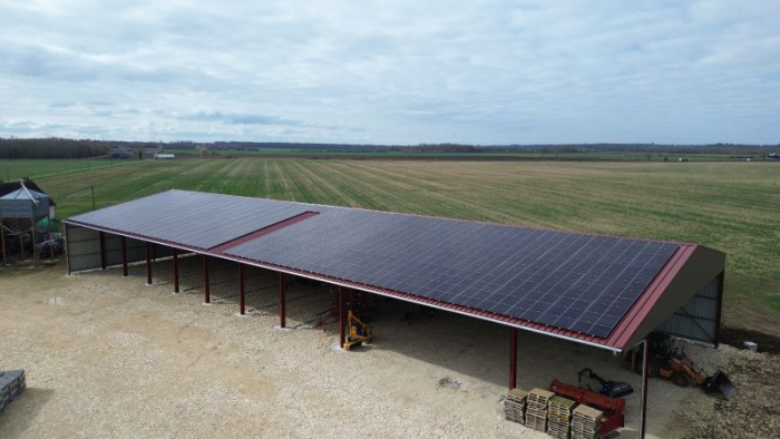 B?timent agricole à Blet